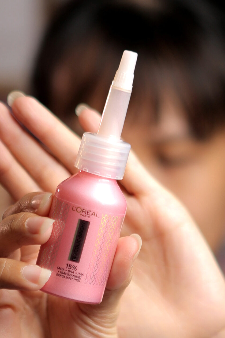 2. Thành Phần Vàng và Công Dụng Ưu Việt của Tinh Chất Peel Da L'Oreal