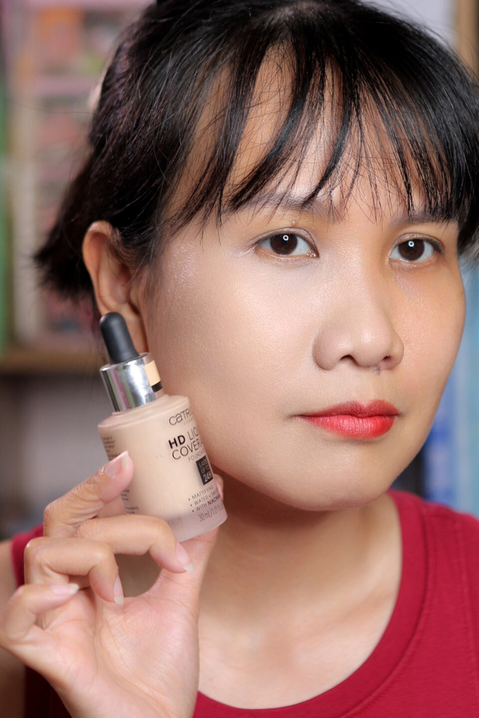 Kem nền Catrice HD Liquid Coverage Foundation hoàn hảo 8