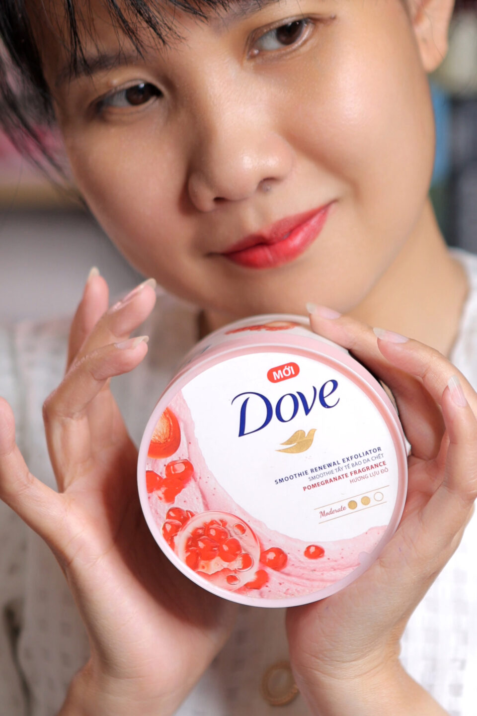 Tẩy Tế Bào Chết Body Dove Hương Lựu Đỏ Mềm Mại 5 Tẩy Tế Bào Chết Body Dove Hương Lựu Đỏ Mềm Mại 5